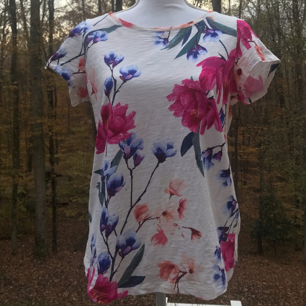 Floral Lands’ End t-shirt